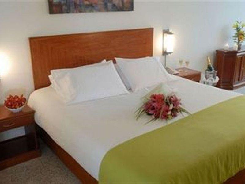 Nh Collection Bogota Andino Royal Hotel Exterior foto A bedroom at the hotel