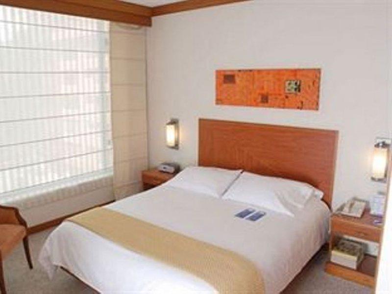 Nh Collection Bogota Andino Royal Hotel Exterior foto A bedroom